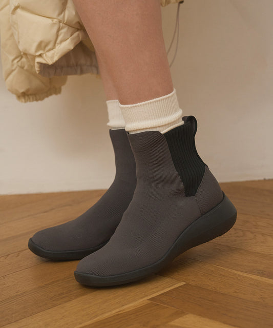 スニーカーブーツ