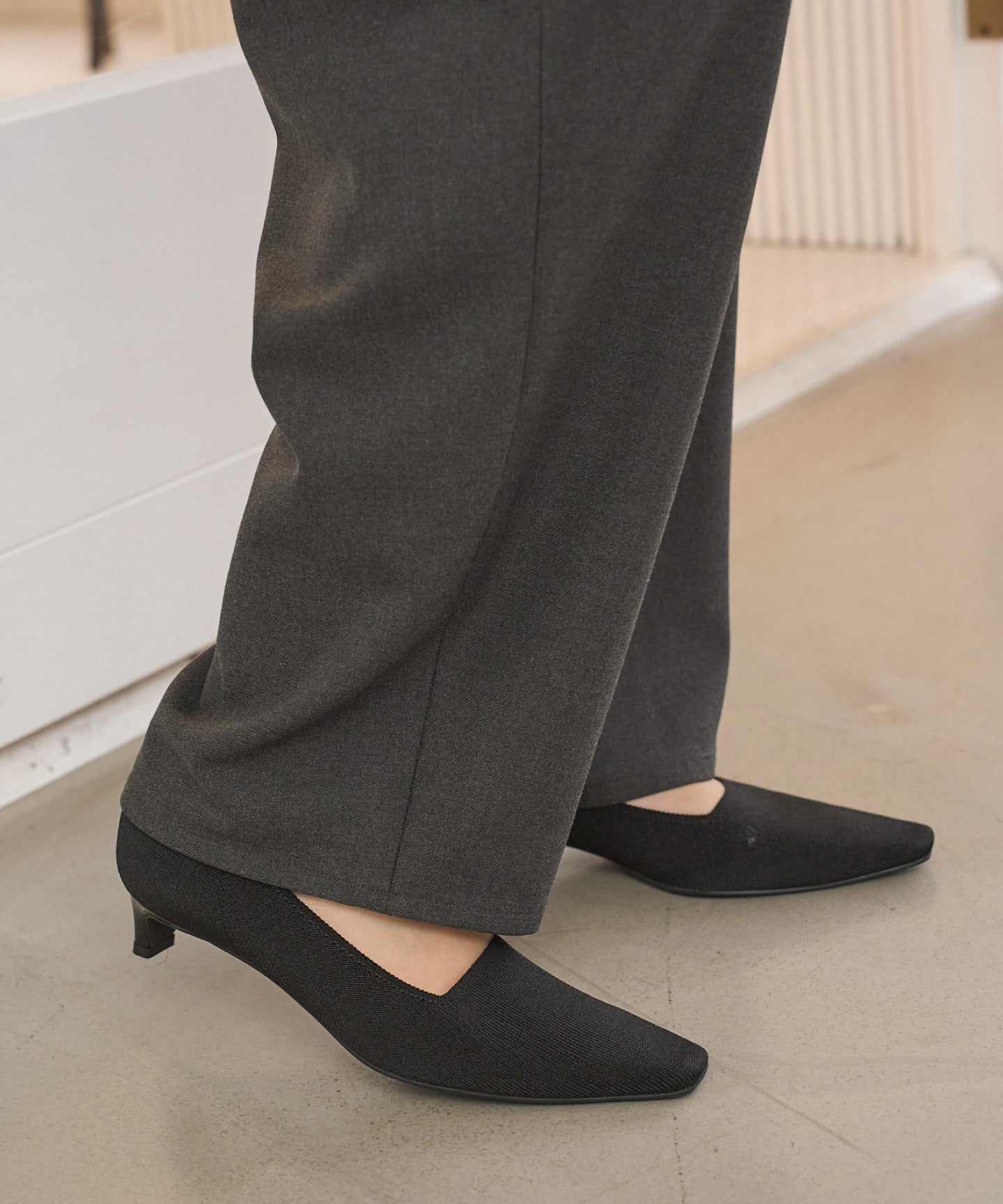 スクエアトゥ パンプス