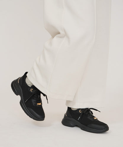 ボリュームソール スニーカー