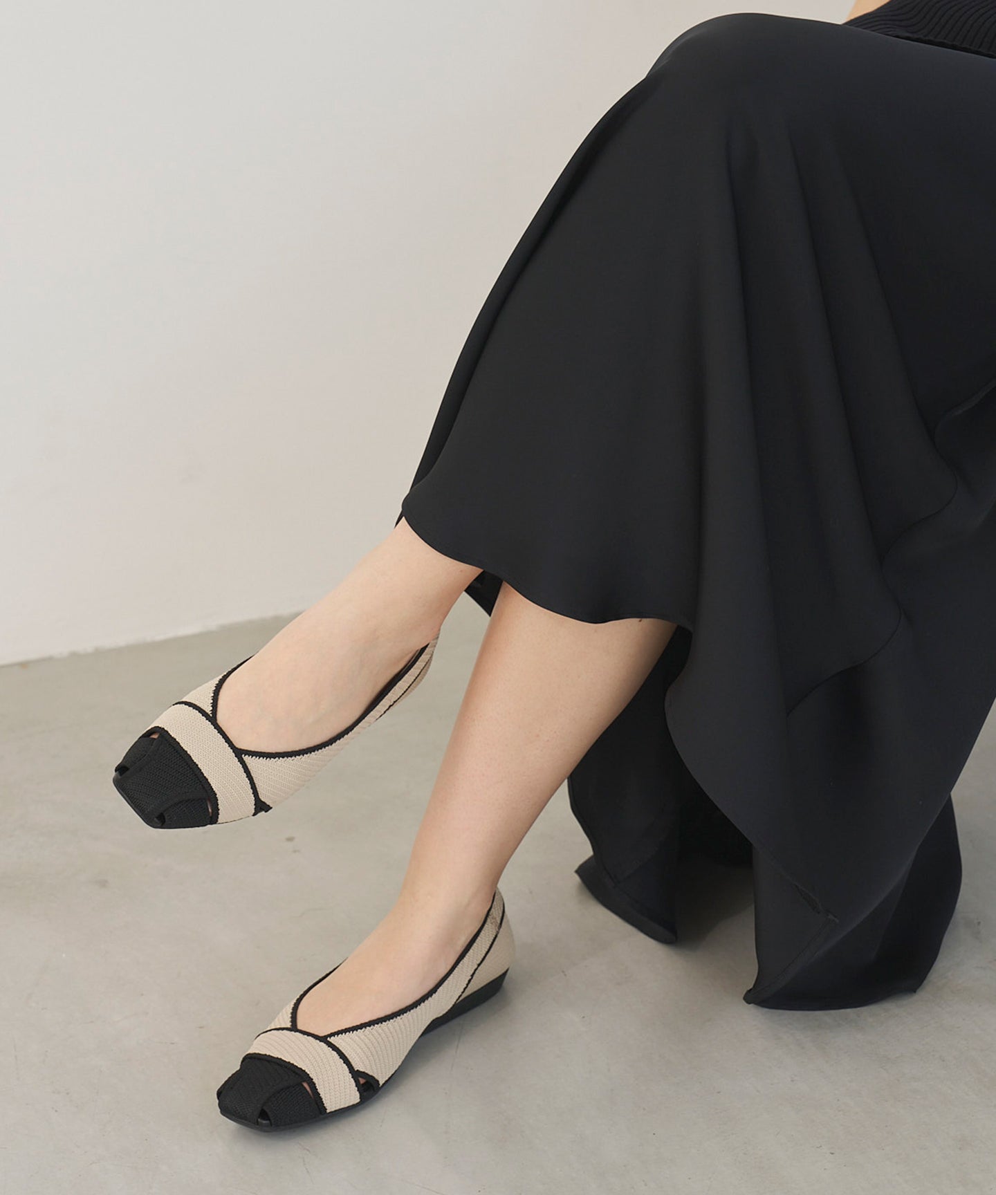 スクエア グルカ パンプス