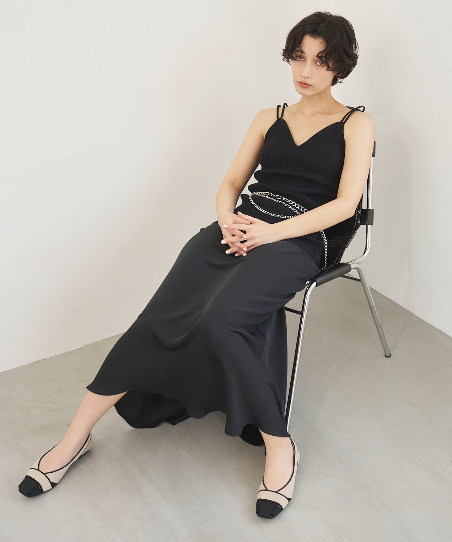 スクエア グルカ パンプス