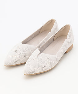 オフホワイト（502）