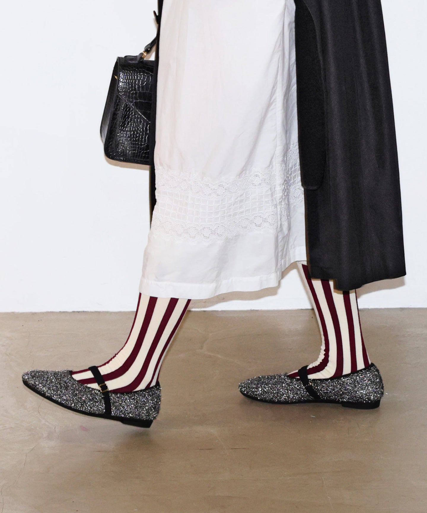 ラウンドファー パンプス