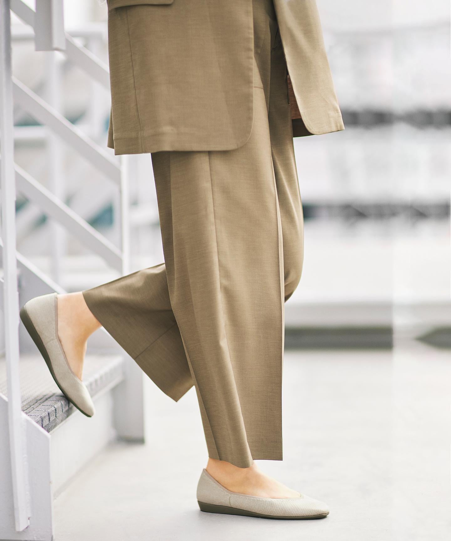 ベージュ（033）