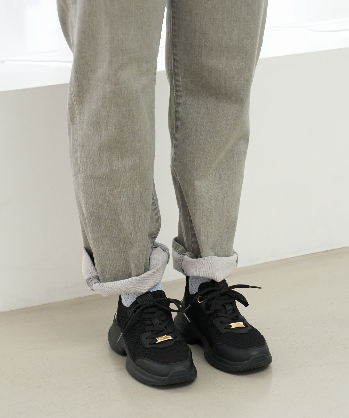 ボリュームソール スニーカー